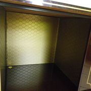 Meuble bar lumineux, corpus en bois laqué 1960/1970