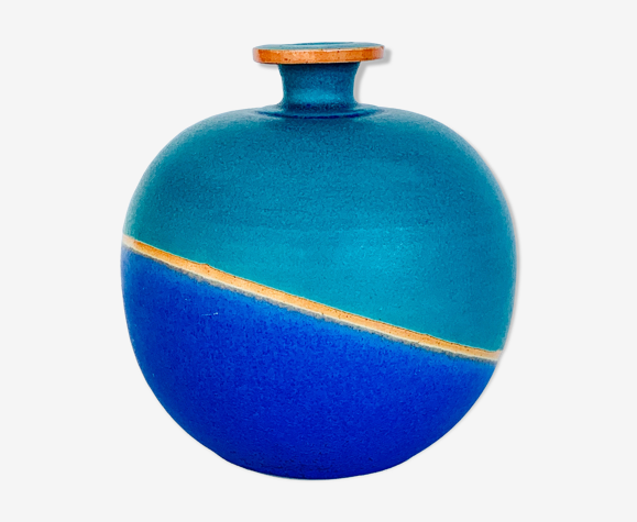 Vase en céramique signé