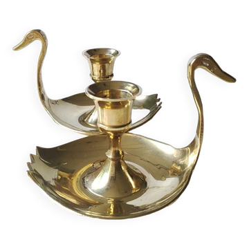 Pair of hand candle holders/Cellar rats shape swans, in polished brass. 1950s