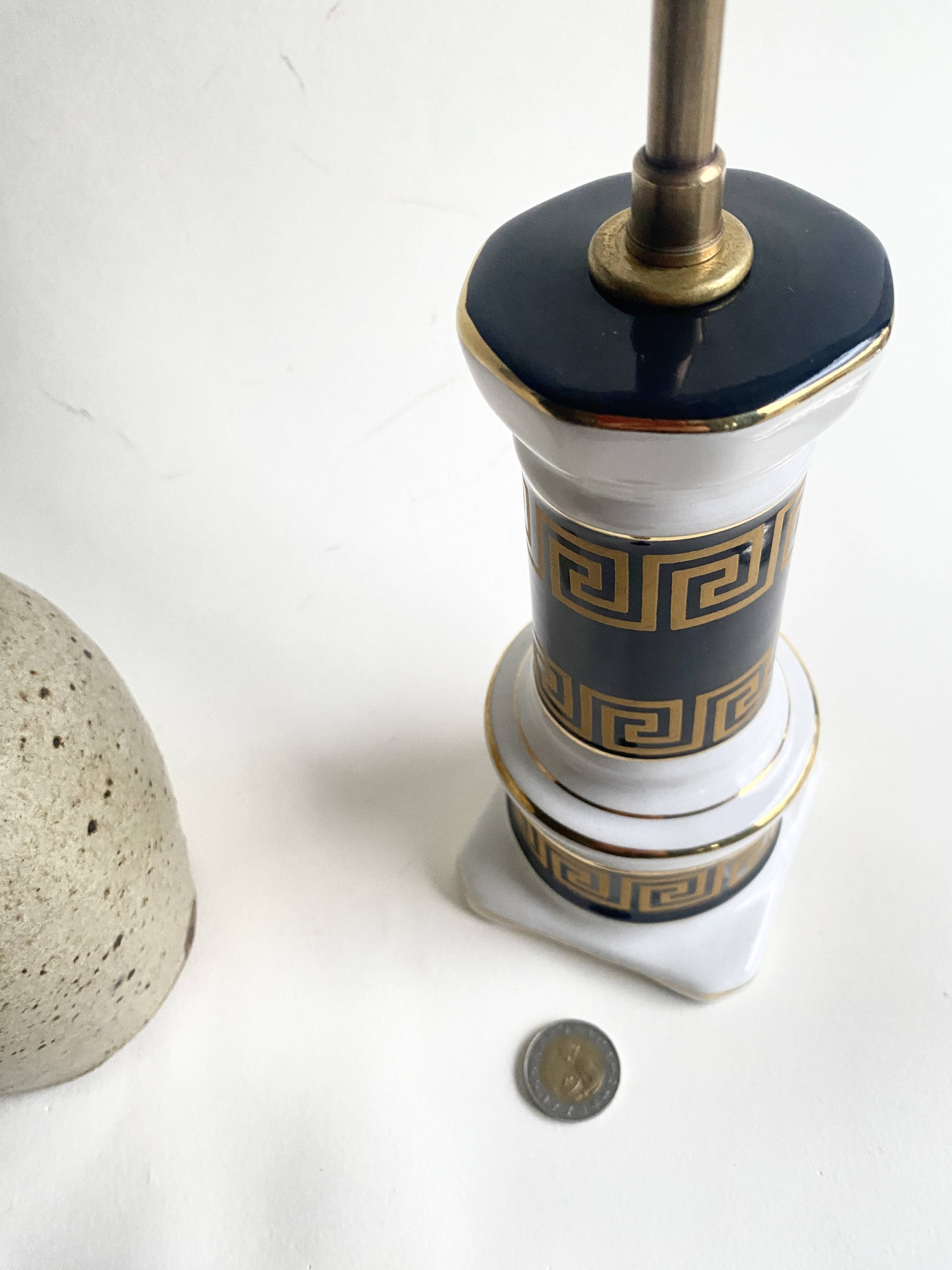 Earthenware lamp, new 2M fabric cable, cotton lampshade