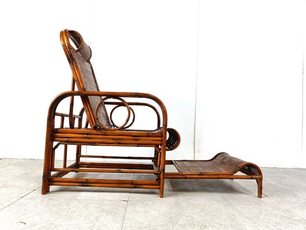 Chaise de jardin, chaise longue en rotin et bambou, années 1950