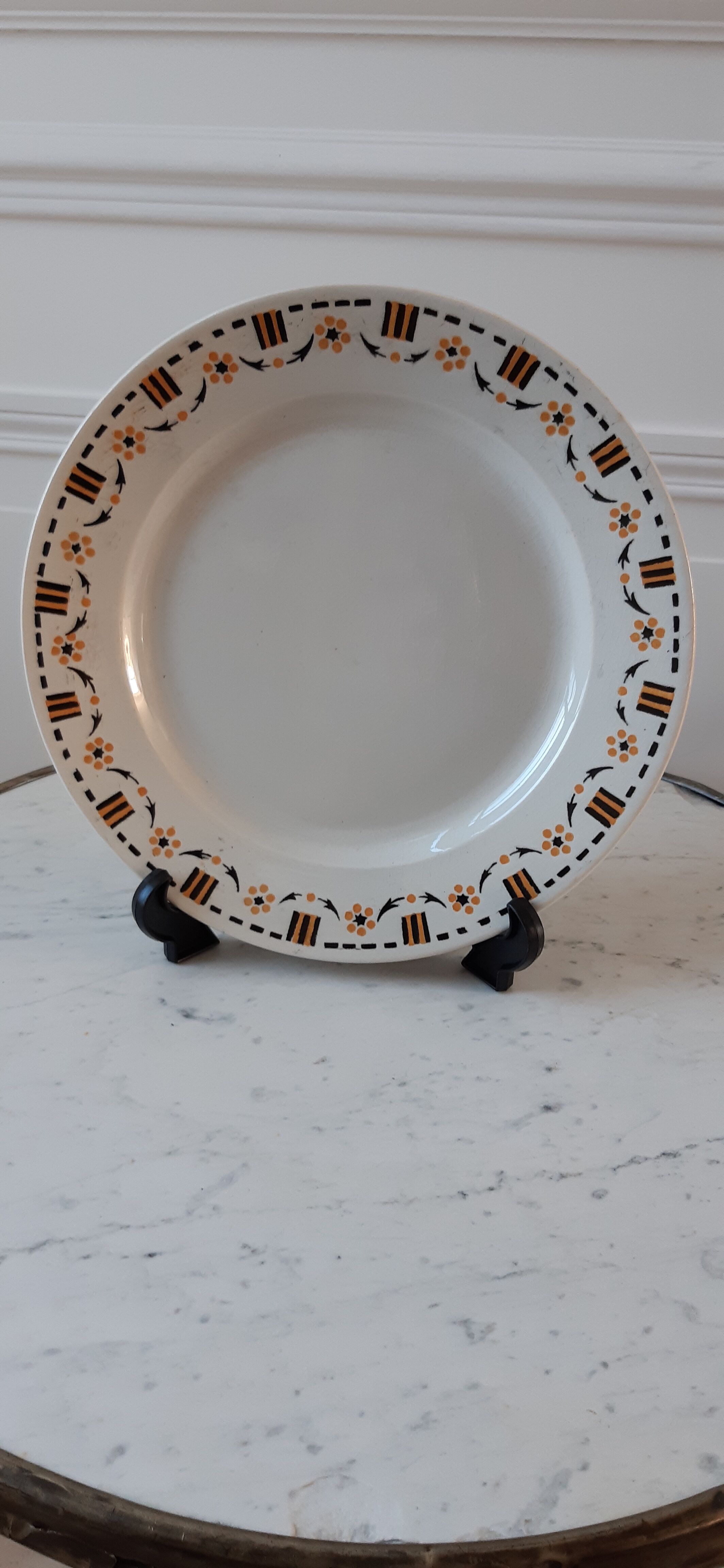 Dish Gien XXth century