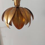 Flower ceiling light in gilded metal