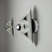 Pair of "folio" wall lights, space age, chromed metal, Italy, 1970