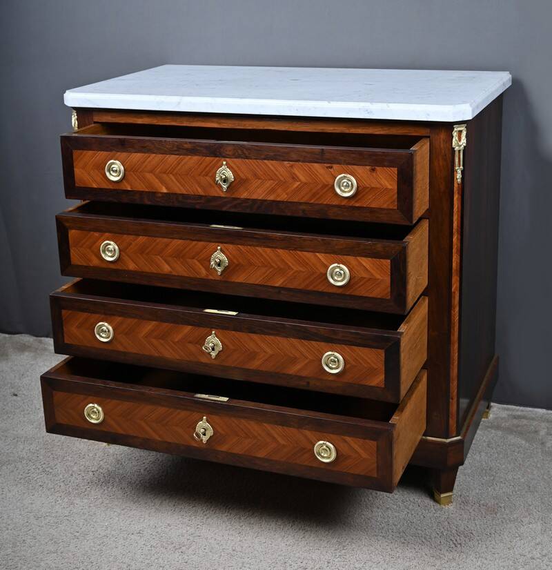 Rosewood and rosewood marquetry commode, Louis XVI style – late 19th century