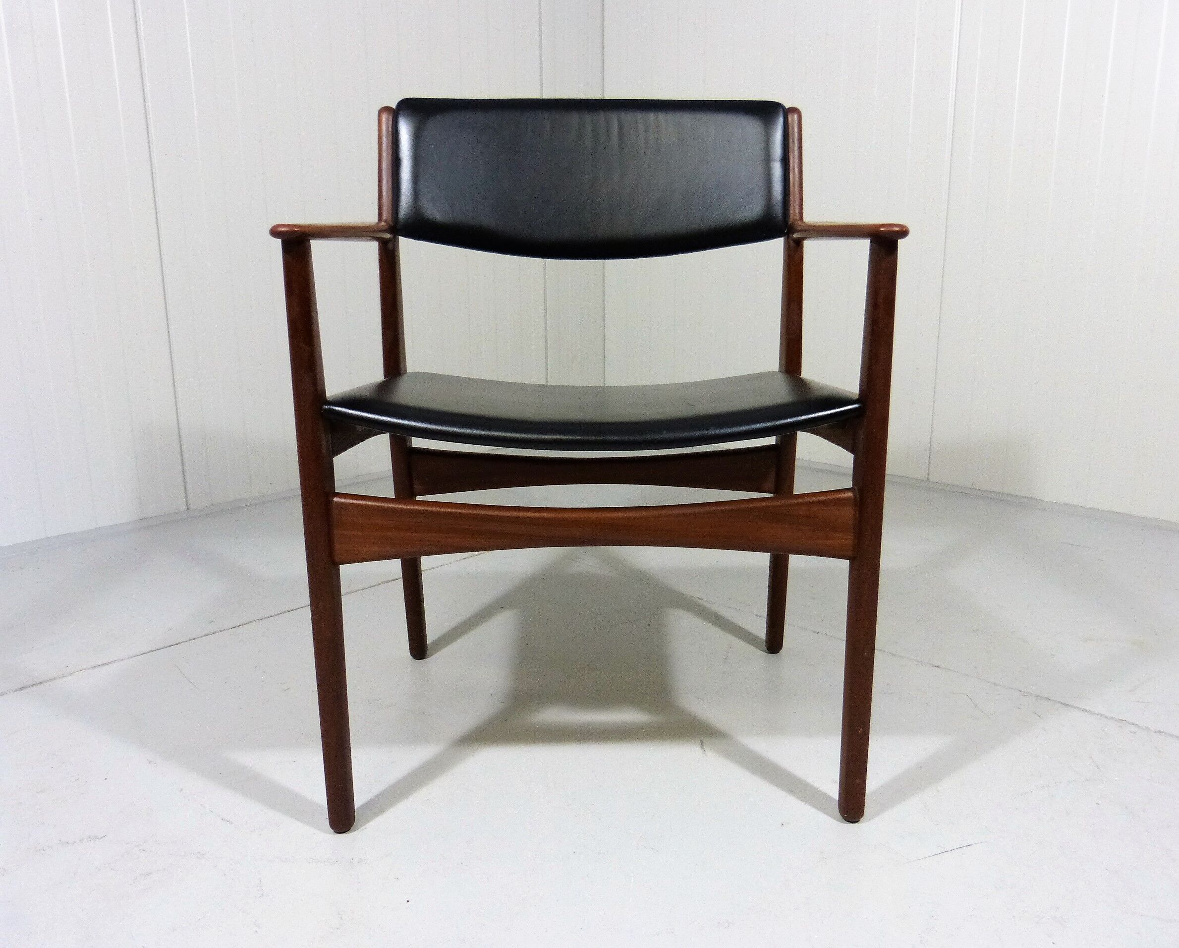 Armchair in teak & leather by Frem Røjle, Denmark