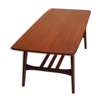 Coffee table by Louis van Teeffelen for Webe