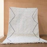 Beni Ourain Berber rug made of Atlas wool, size 1.5/2.5 m.