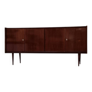 Buffet milieu siècle