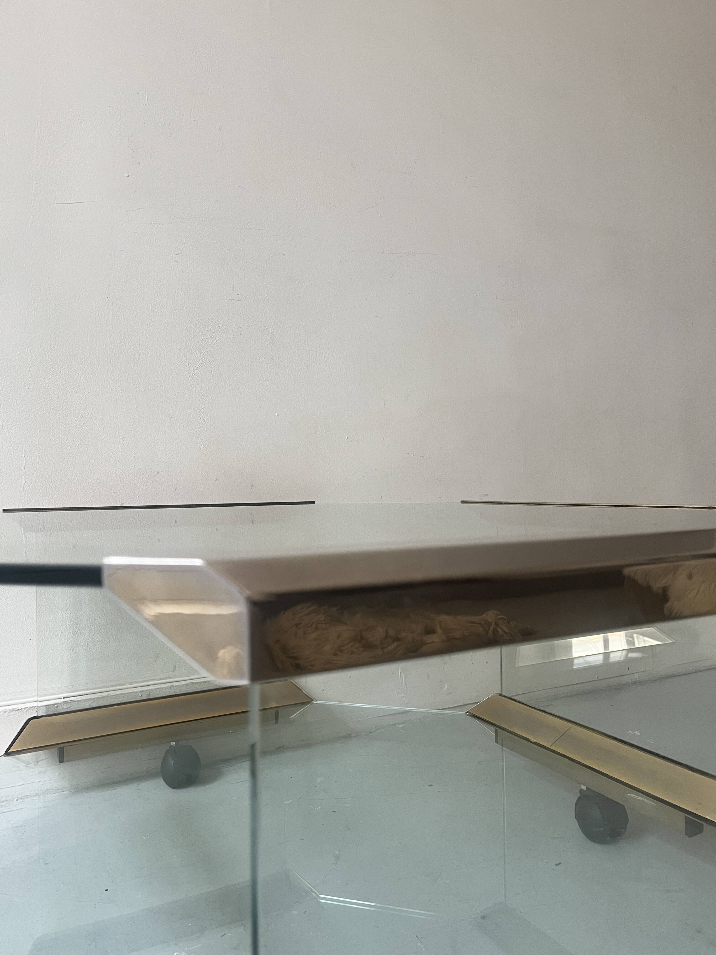 Hexagonal coffee table on wheels in glass and brass by Galloti & Radice, Italy 1970