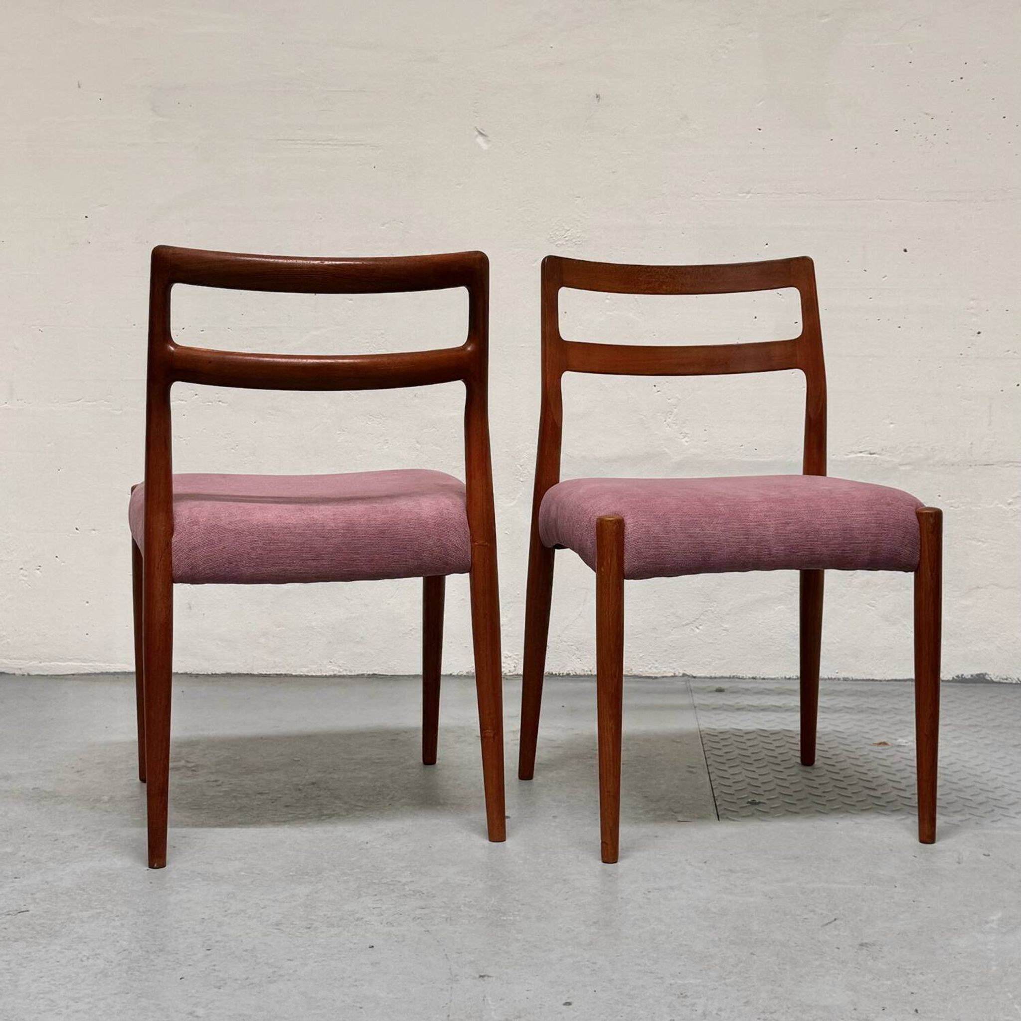 5x chaises de salle à manger en teck par johannes andersen pour uldum, années 1960