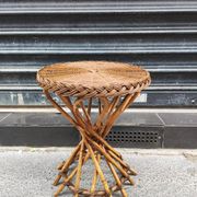 Table d'appoint en rotin 1950 midcentury