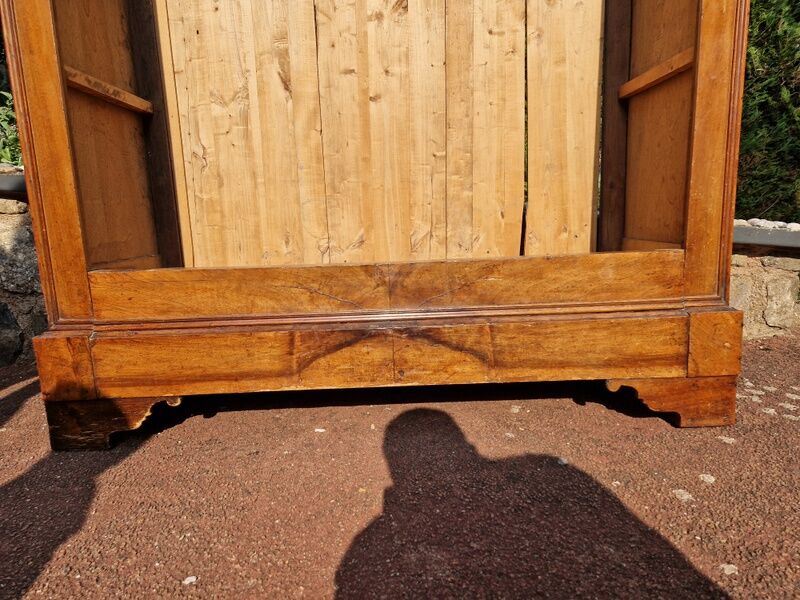 Old wardrobe Louis Philippe - walnut - XIXth