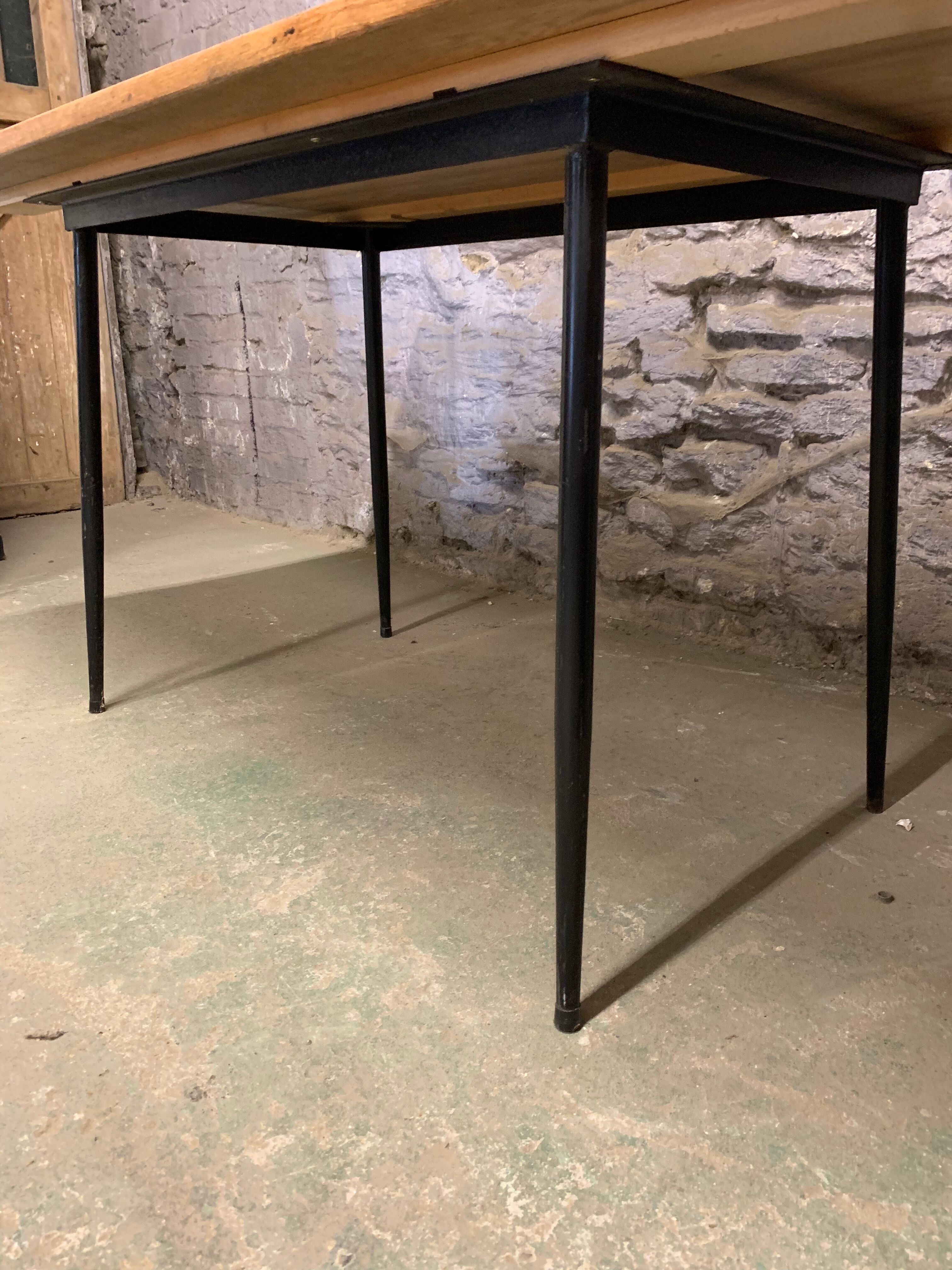 Vintage table oak and metal feet compass