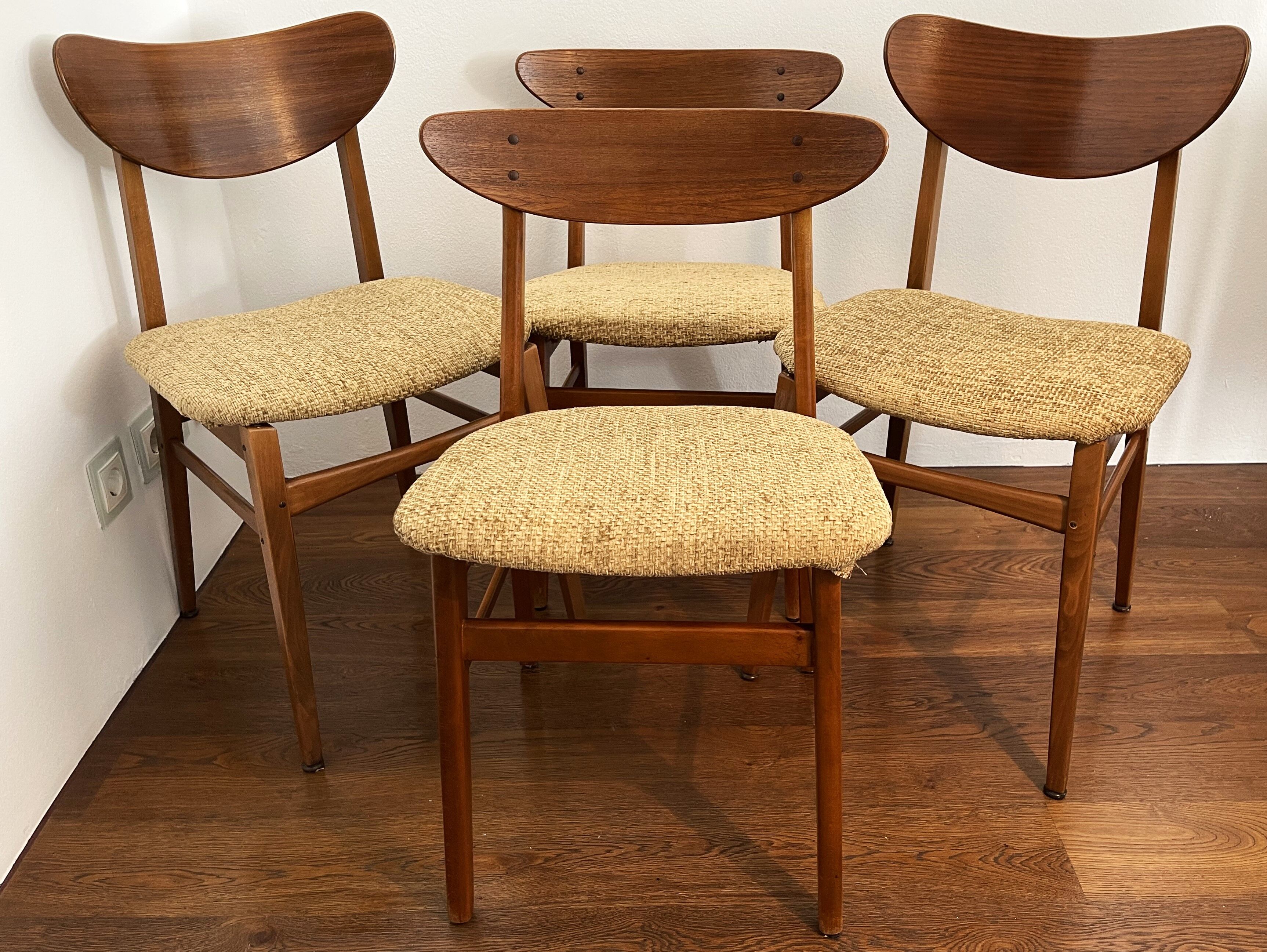 4 chaises scandinaves vintage