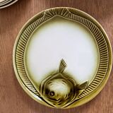 Green fish plates