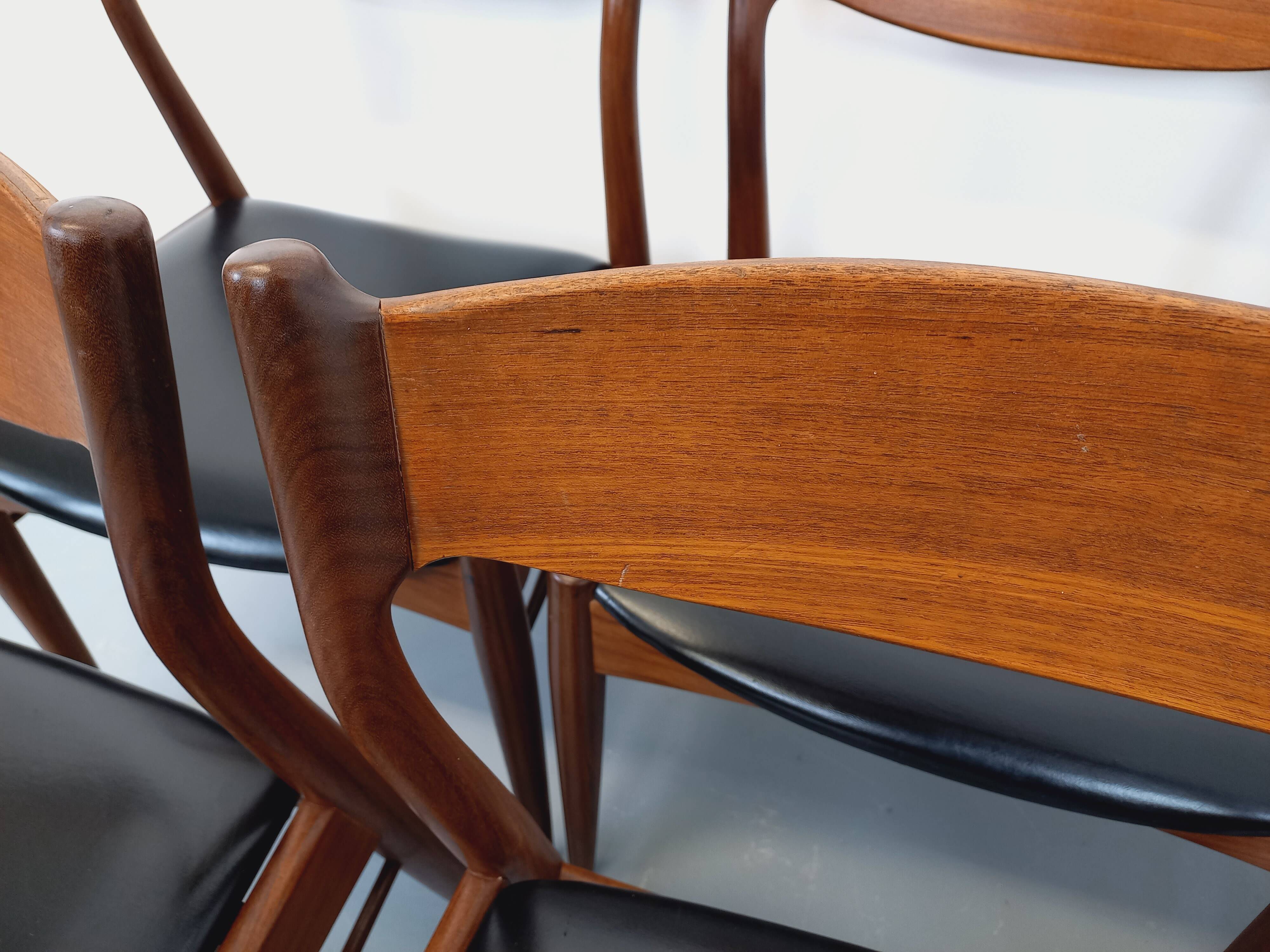 6 vintage Danish Scandinavian chairs by Aerthoj Jensen & Molholm in teak.