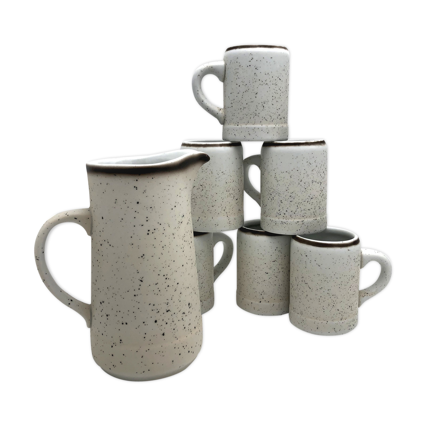Set of 6 cups and speckled carafe