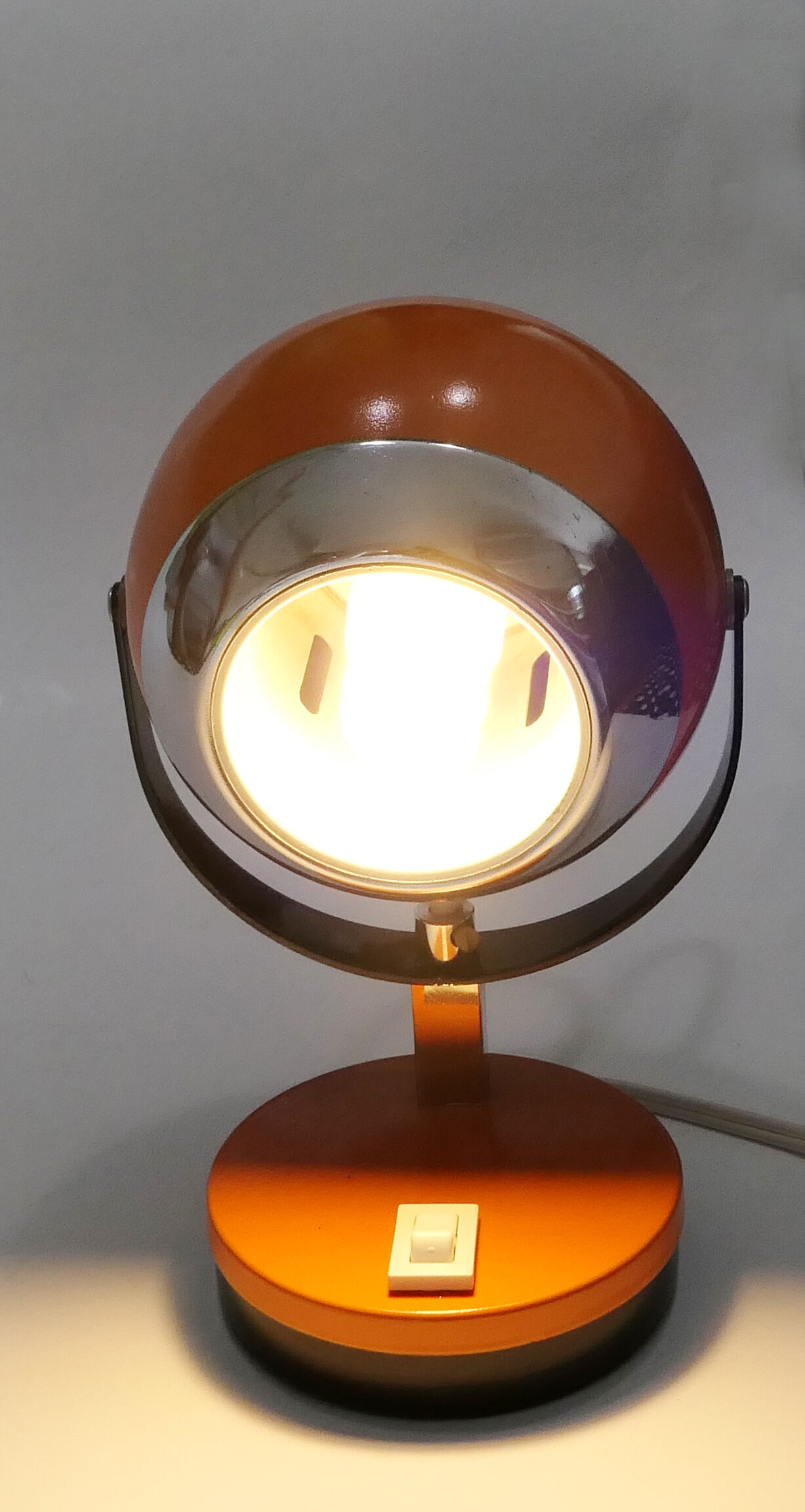 Table lamp eyeball space age 1970's