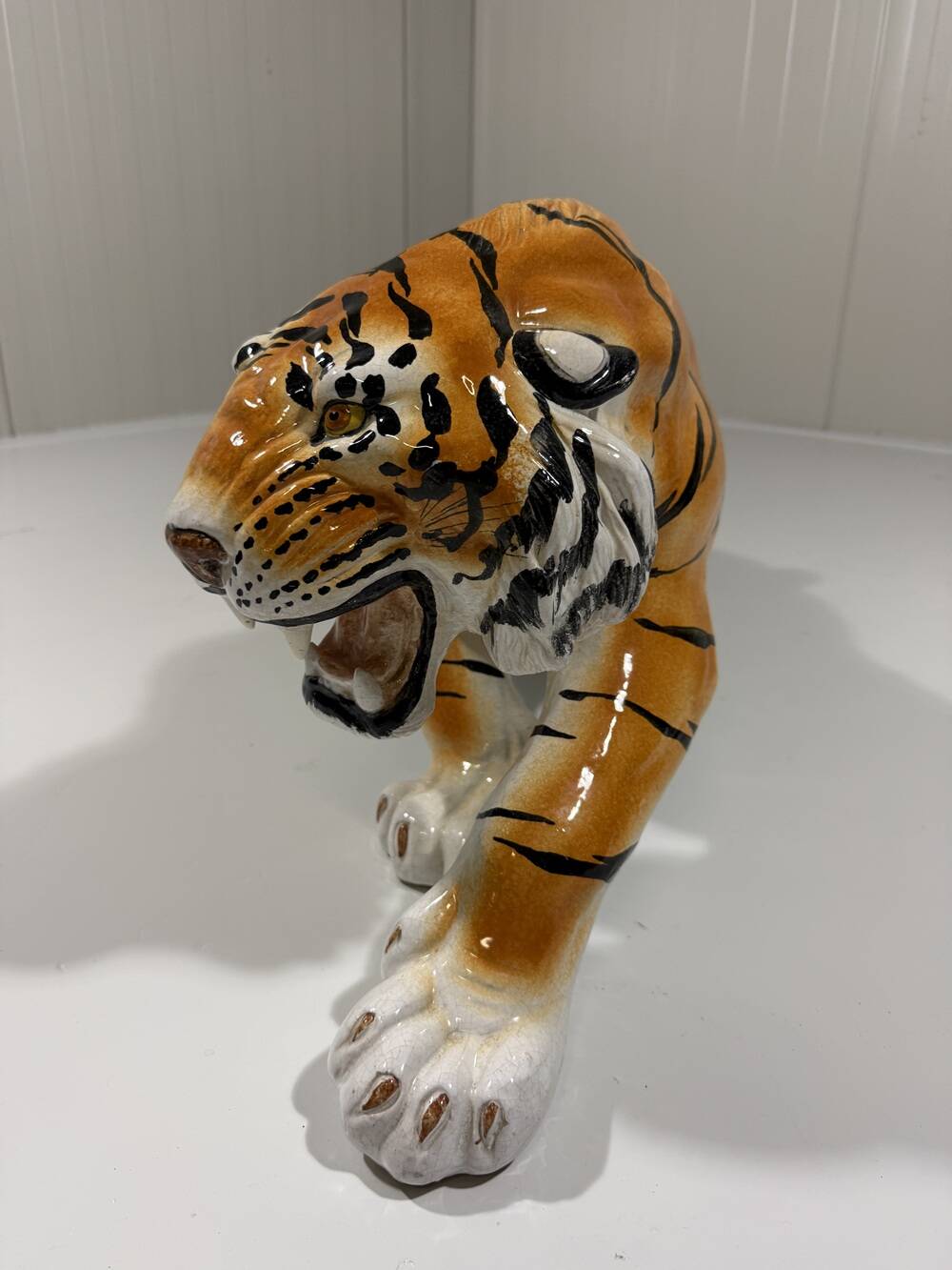 Grand tigre en céramique italienne des années 1970