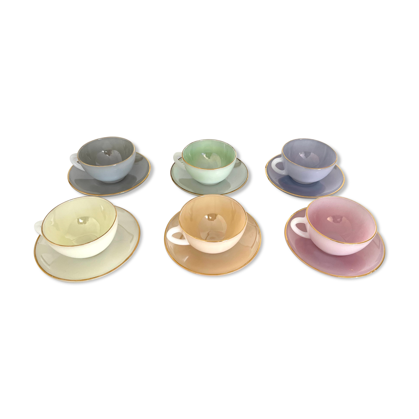 6 cups and saucers Arcopal