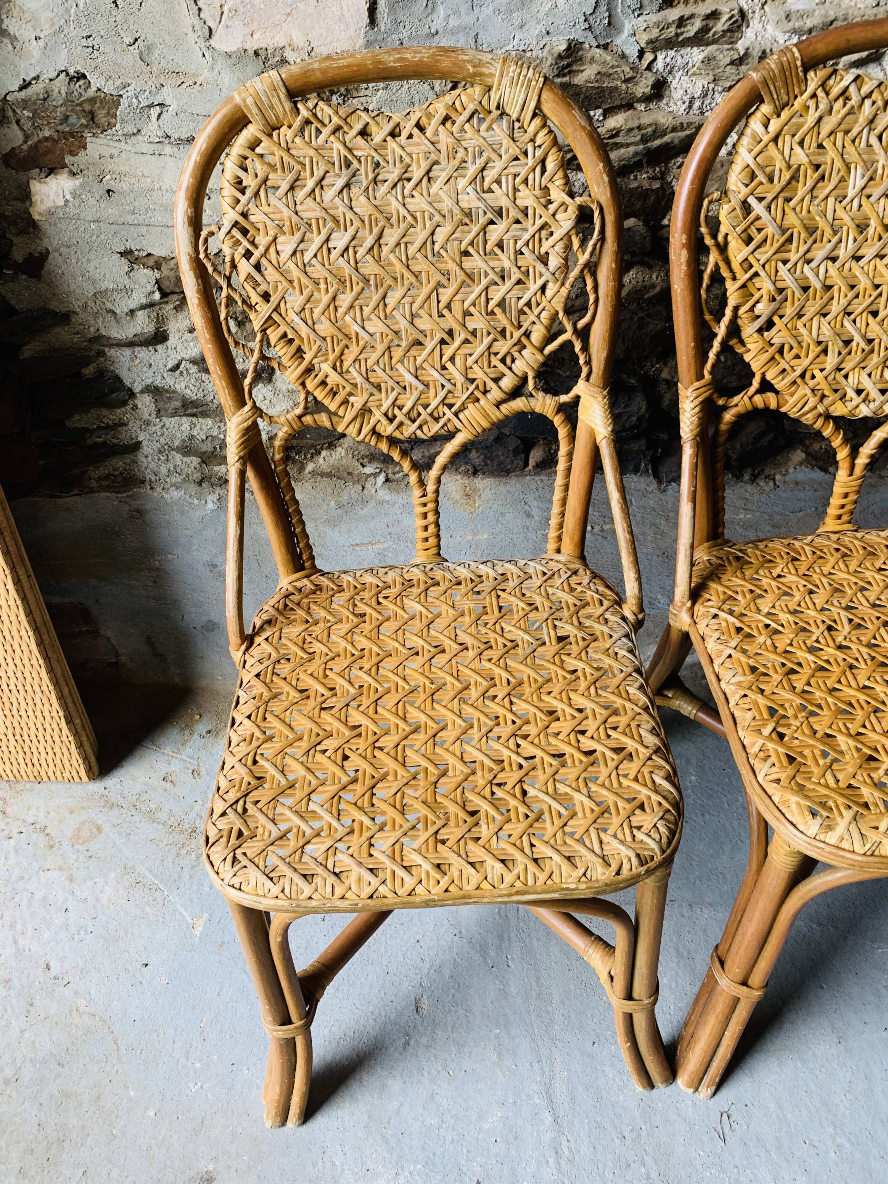 Rattan dining room: 1 table + 4 chairs
