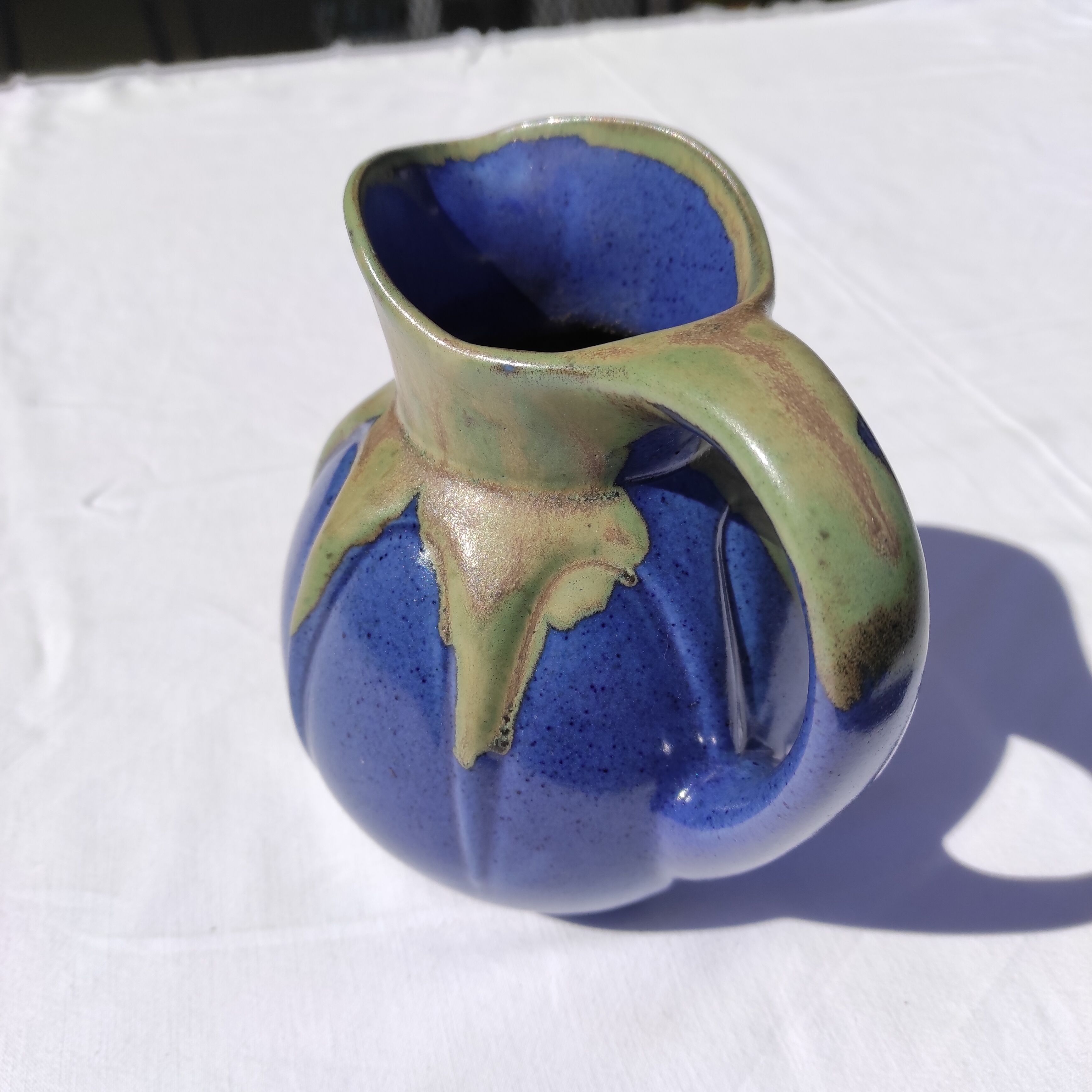 Jug pitcher in Art Denbac sandstone