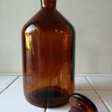 Apothecary bottle