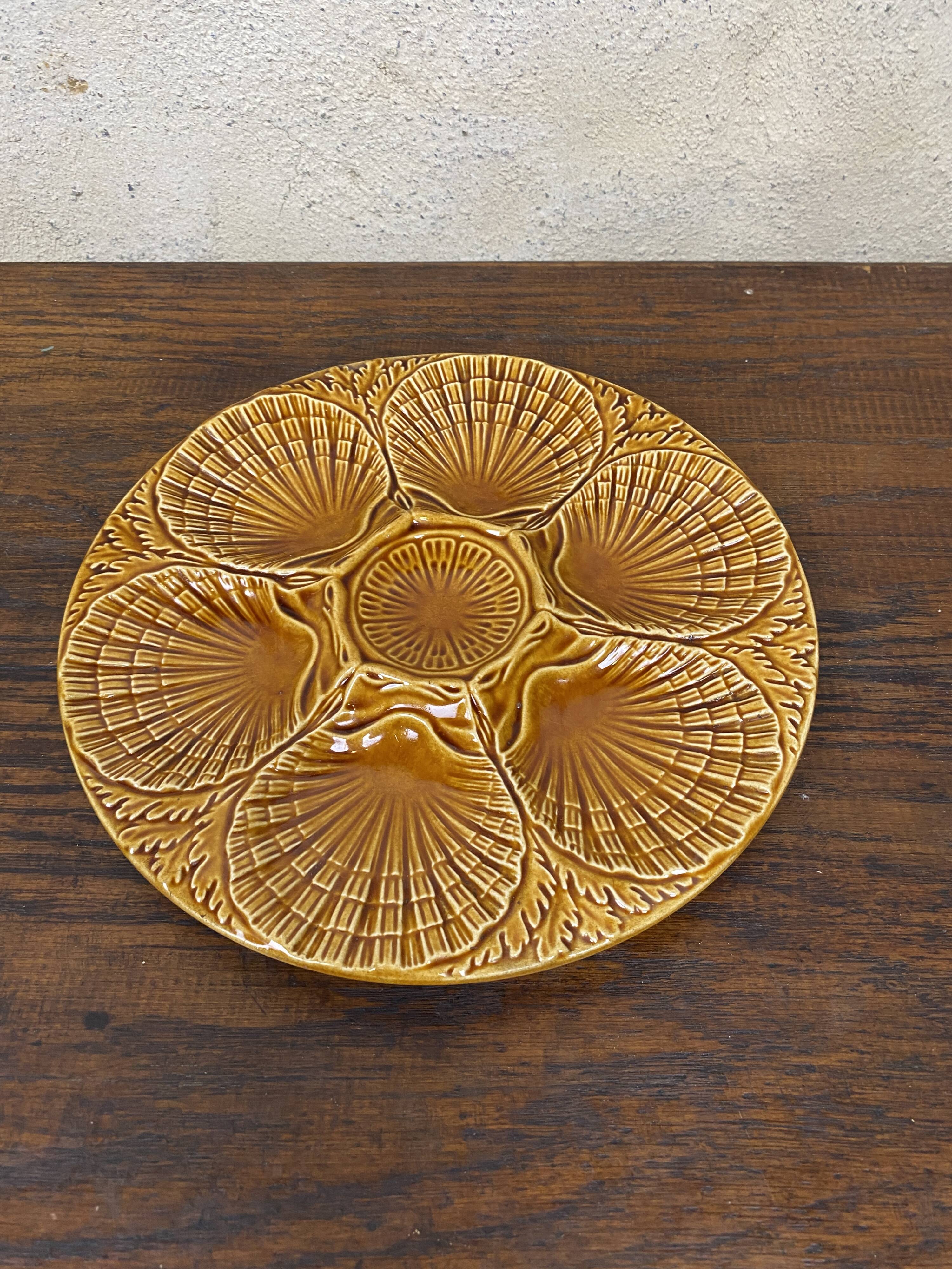 Secla Portugal oyster slip plates