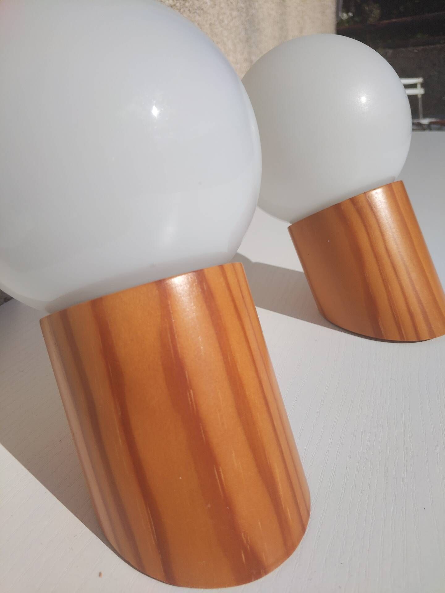 Pair of vintage wall lights in varnished pine and opal glass, 1970s-80s.
