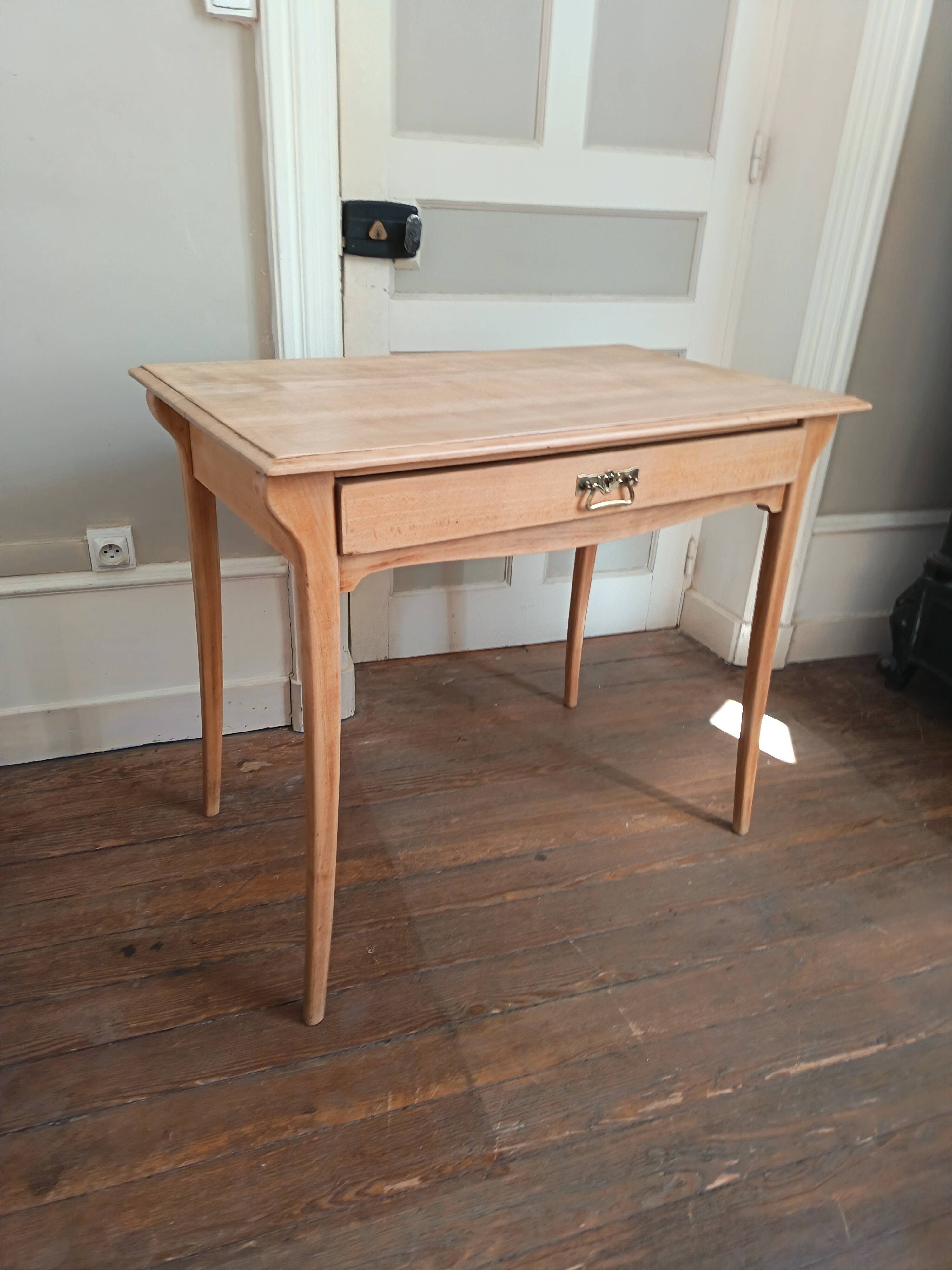 Art Nouveau desk in solid beech.