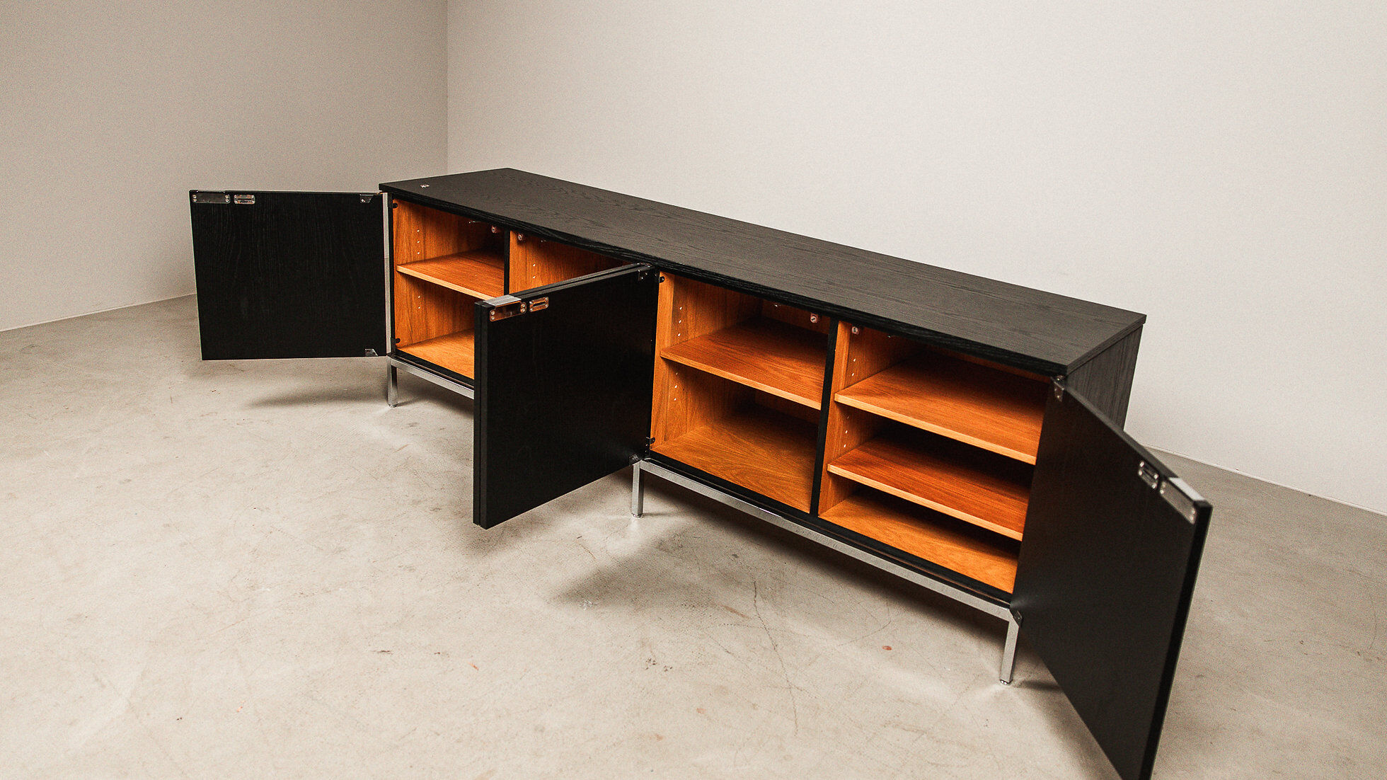 Florence Knoll sideboard in black oak and chrome for Knoll International, 1960s