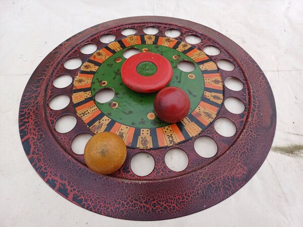 Jeu ancien roulette de billard '' zanzi