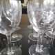 Lot de 10 verres et un pichet en verre gravé