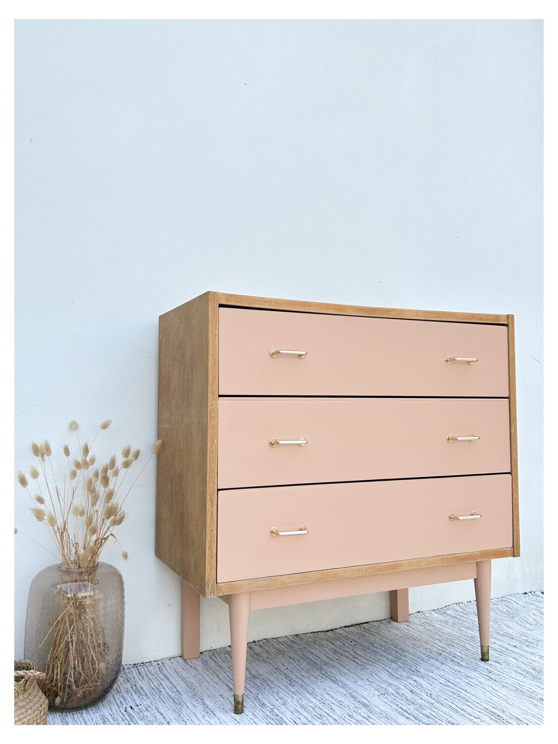 Vintage chest of drawers