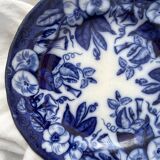 Dessert plate in ironstone with bindweeds Jules Vieillard Bordeaux
