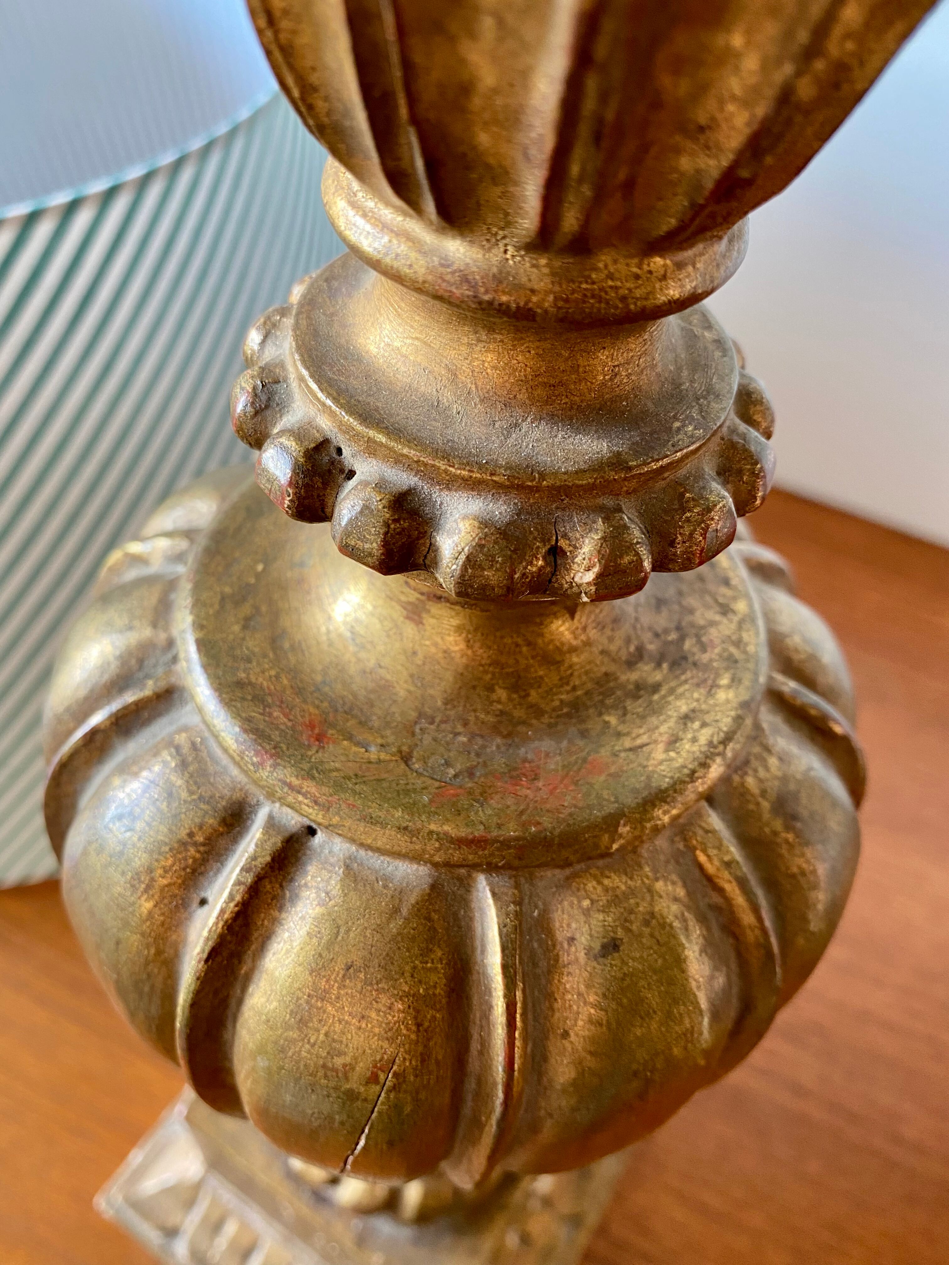 Gilded wooden lamp