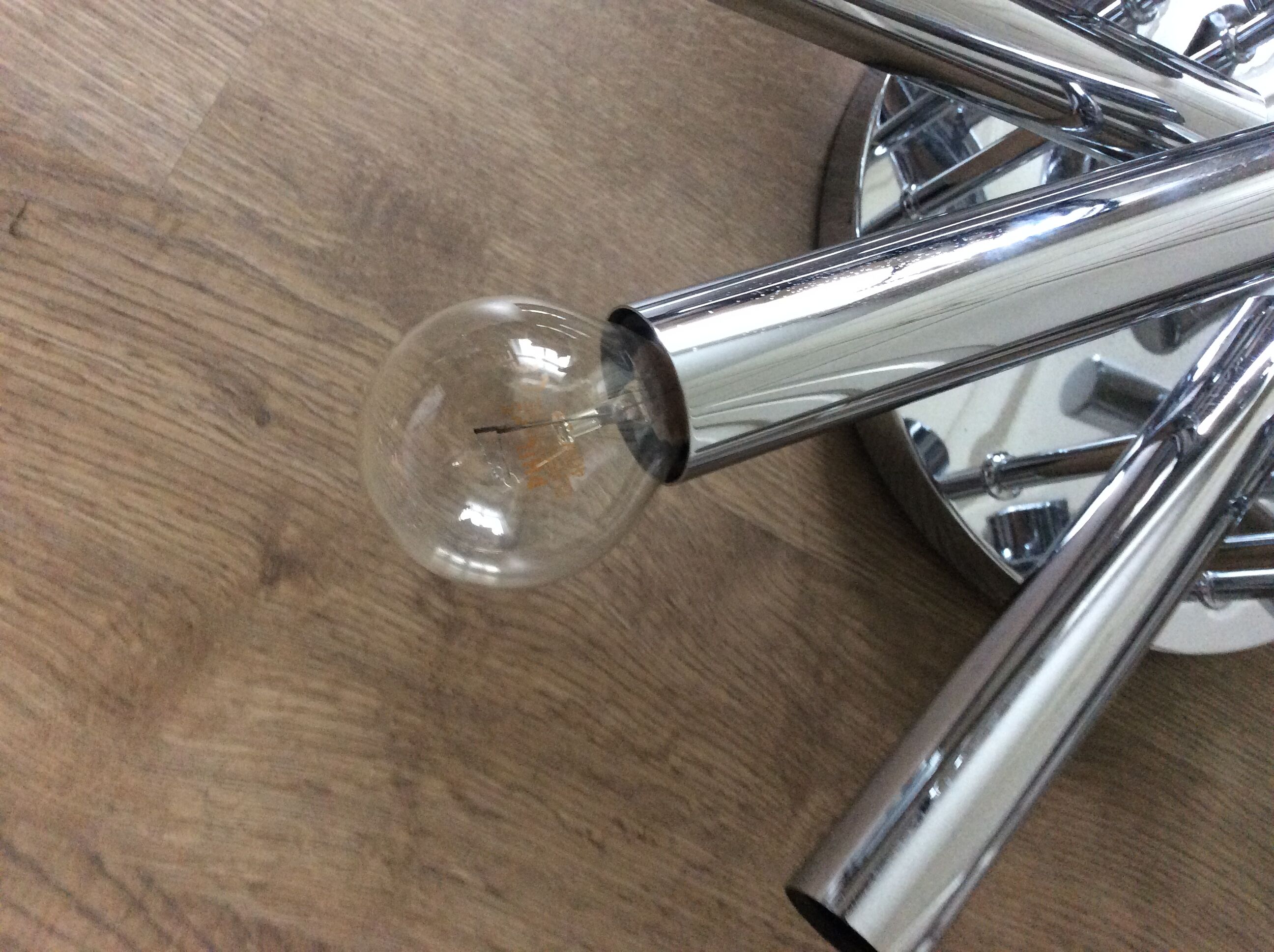 Suspension in chromed metal