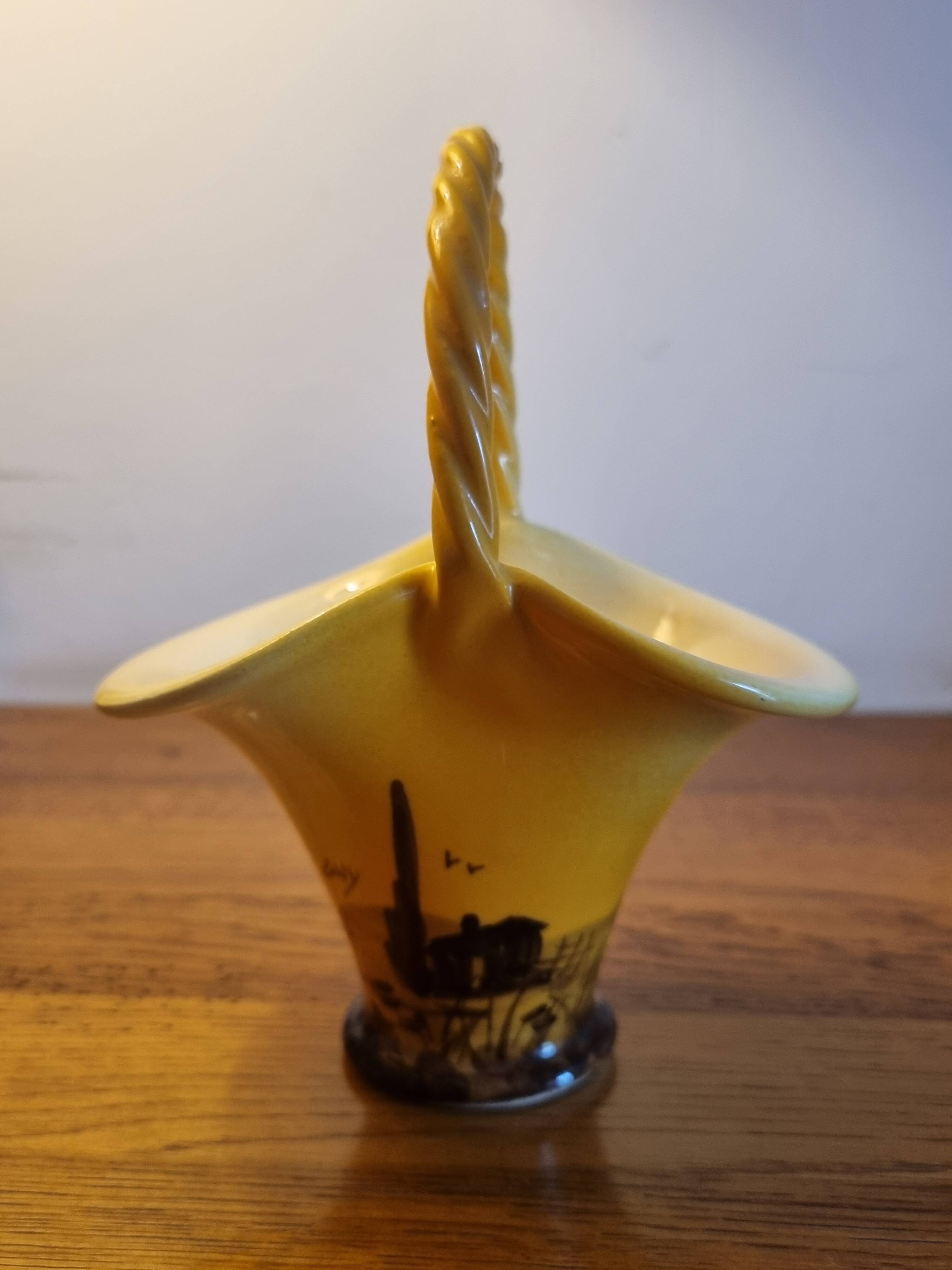 coupe corbeille en céramique modèle provençal avec cigale