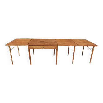 Extendable square table 4 to 8 people wood extensions chest