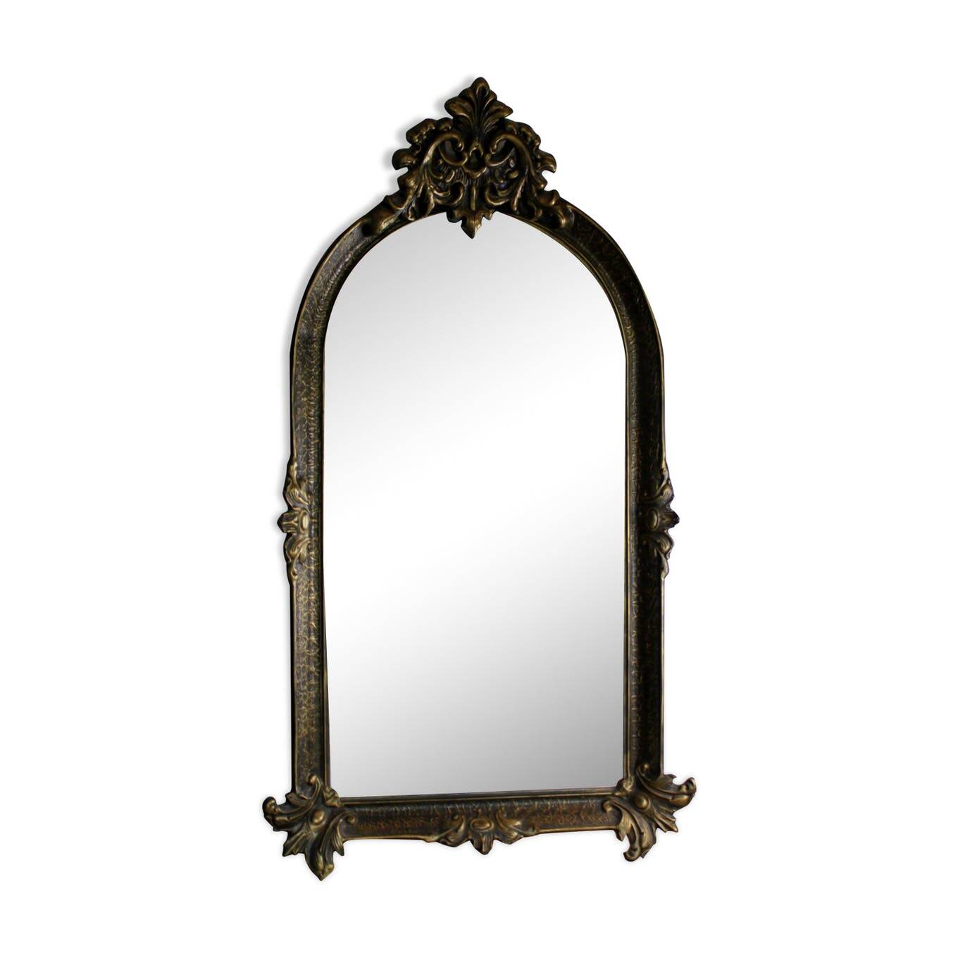 Baroque “trumeaux” mirror in carved solid wood.