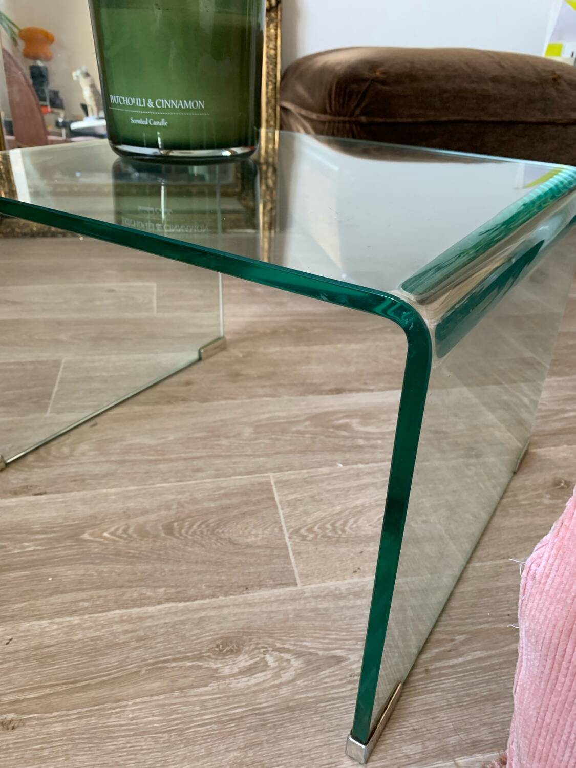 Curved glass coffee table