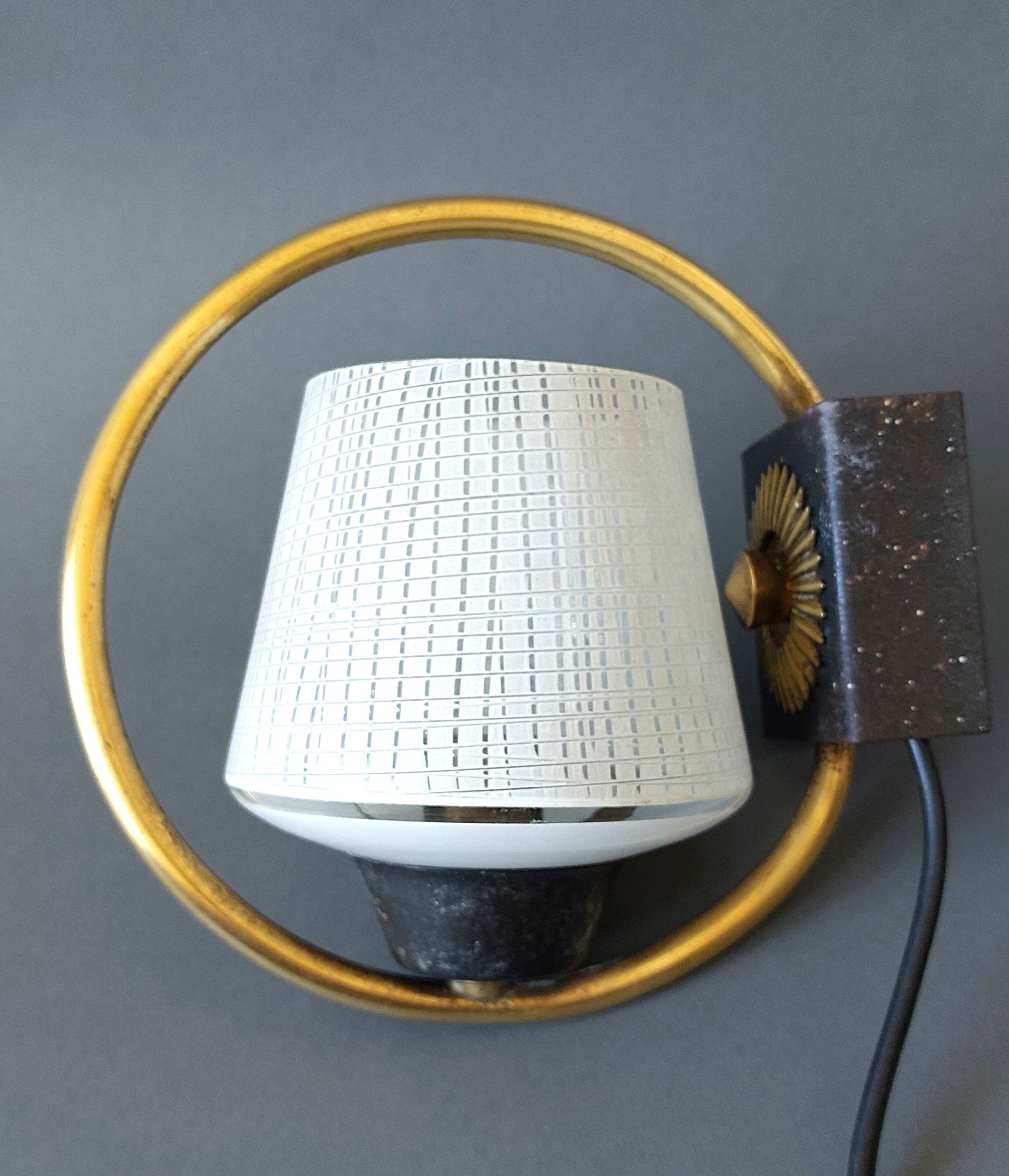 Night light 1960 in brass and black metal Vintage.