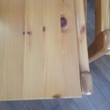 Serie de 6 chaises en pin 1980
