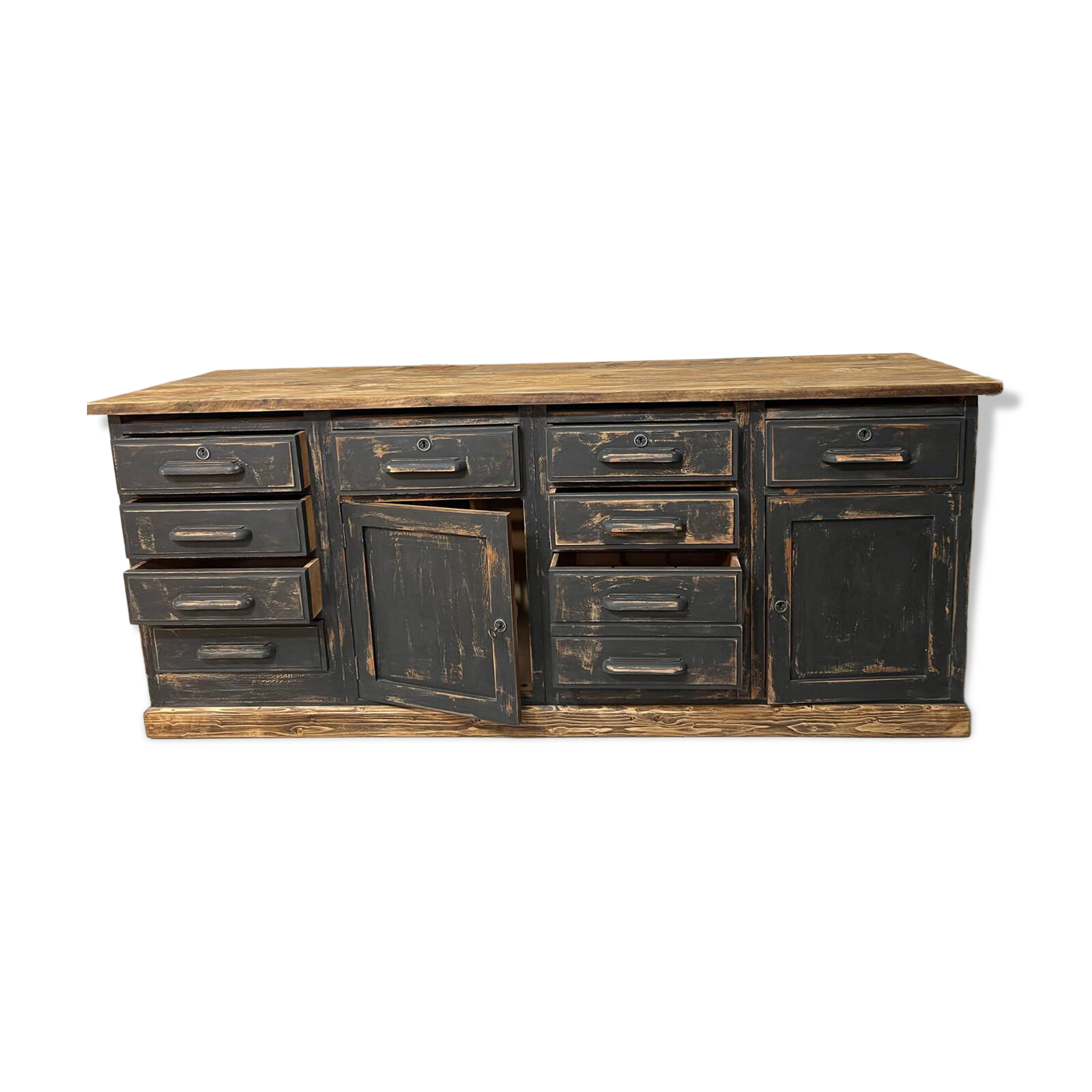 Former large drugstore counter