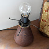 Accolay lamp with copper and resin shade