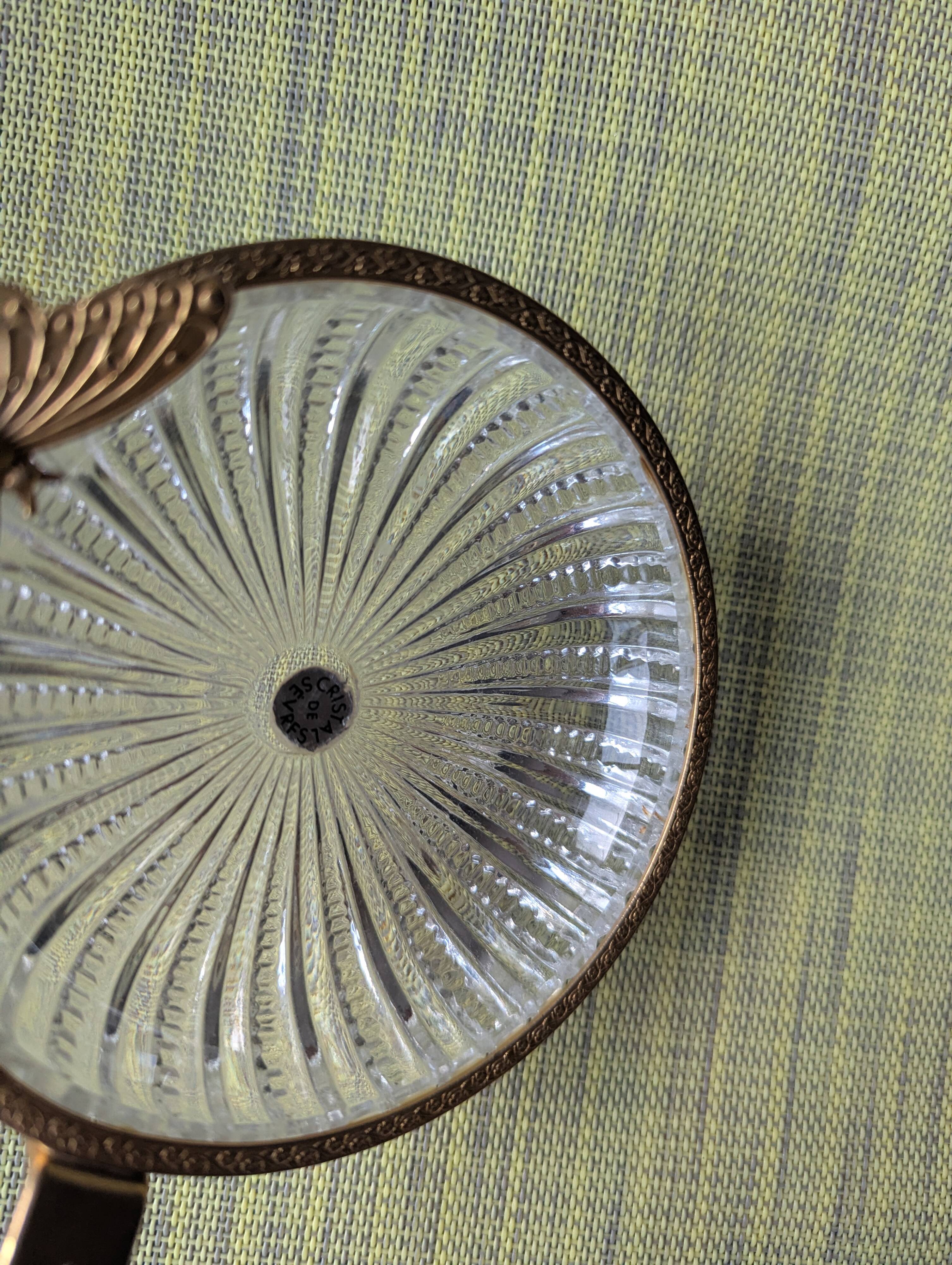 Antique pocket tray in Sèvres crystal and chiselled brass with butterfly decoration.