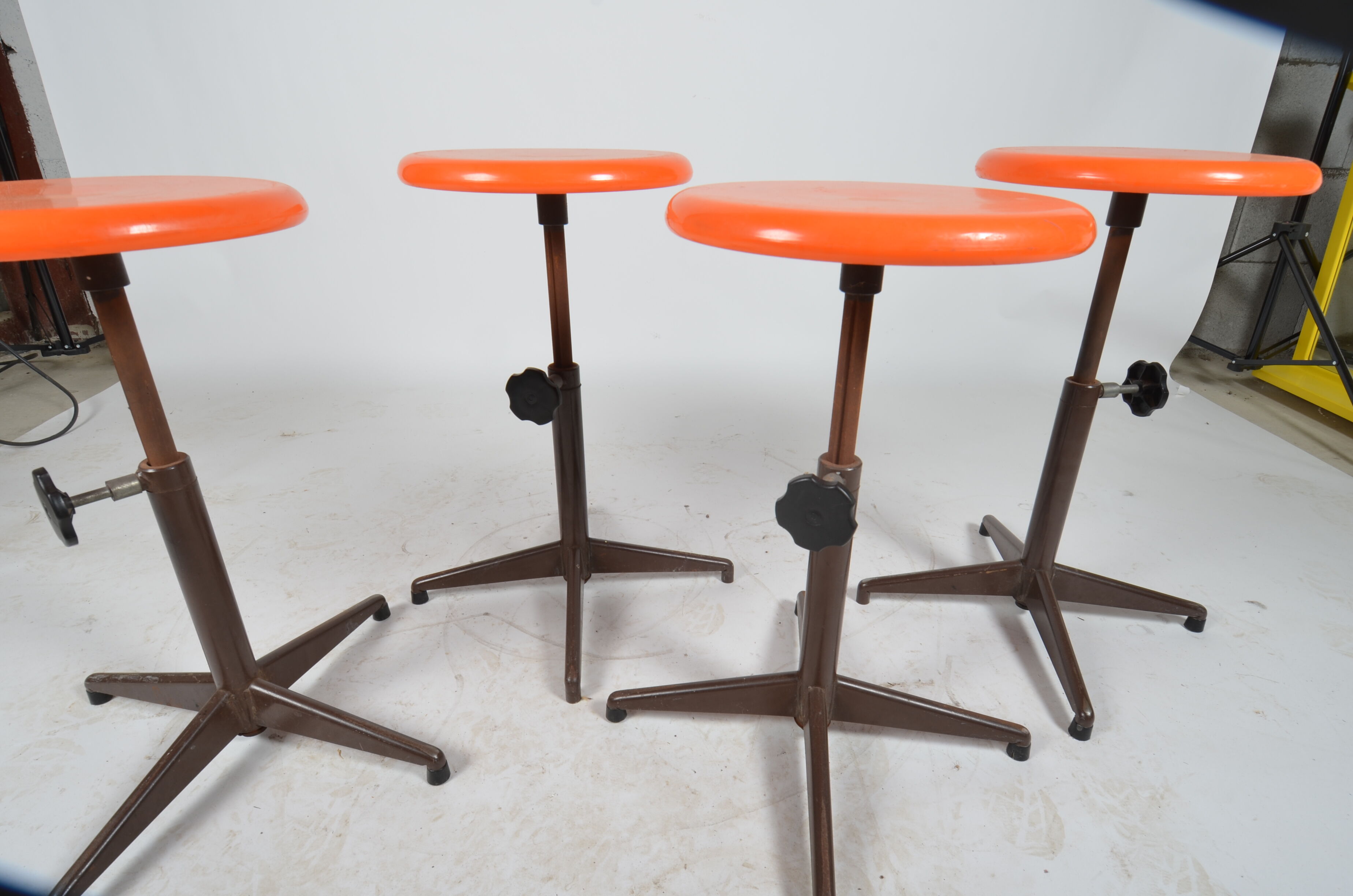 Set de 4 tabourets industriels Strafor