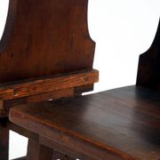 Ensemble de chaises de ferme ou de montagne en chêne massif des Pays-Bas