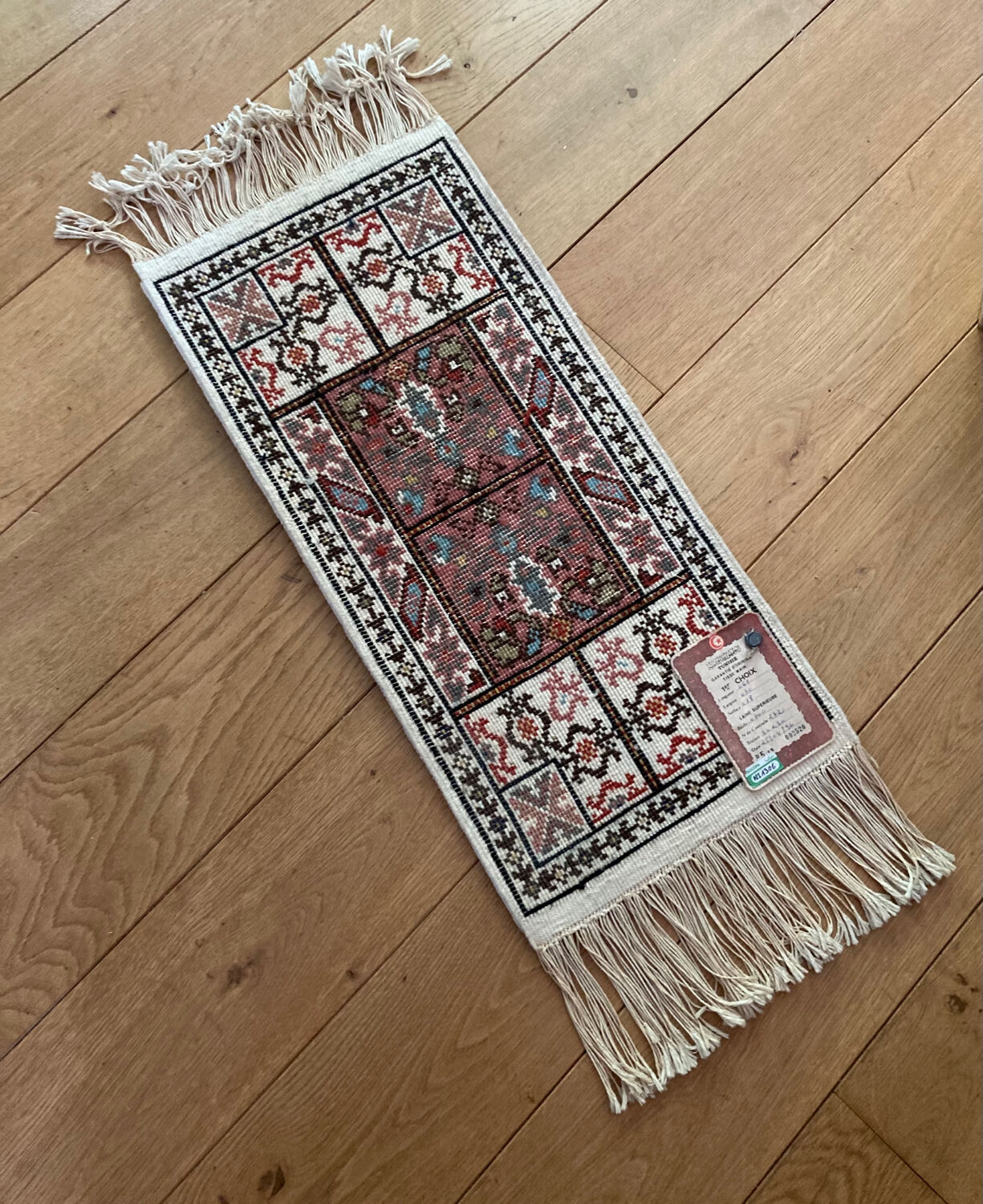 Handmade Tunisian carpet in upper wool twentieth century